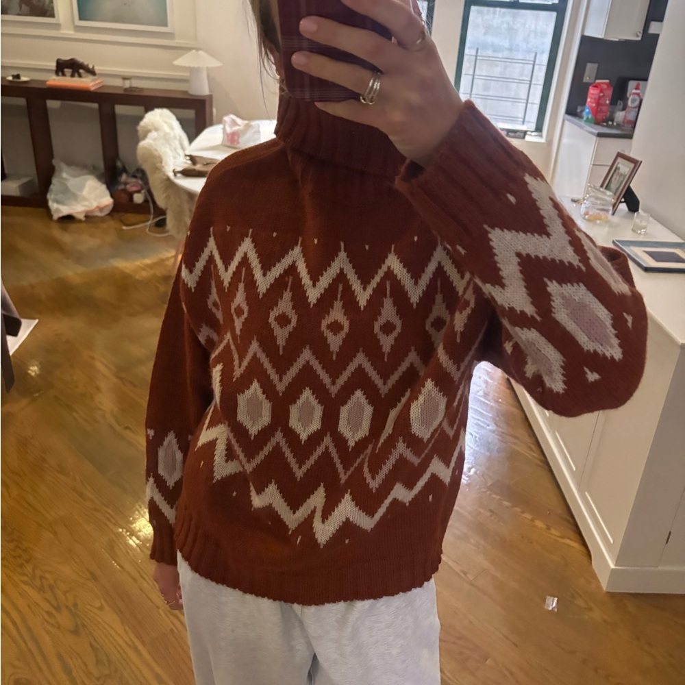 Yerse turtleneck sweater new with tags